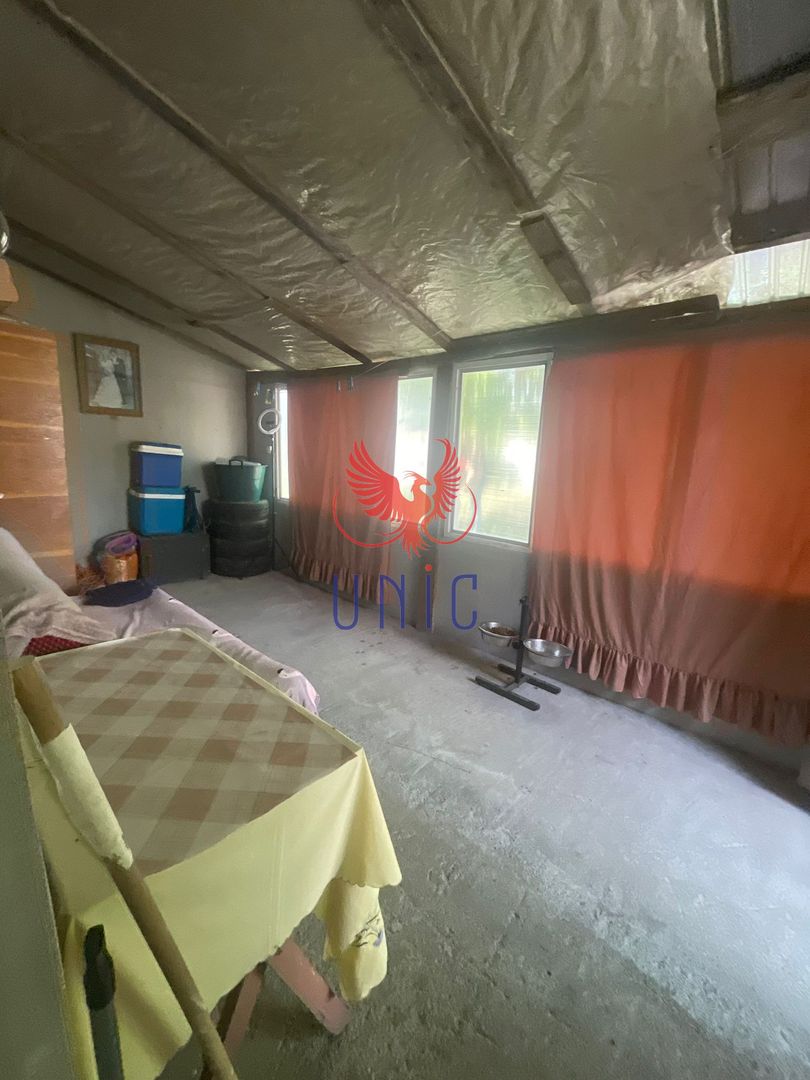 Casa cu teren de 1000 de mp -Radovan - Poză 17