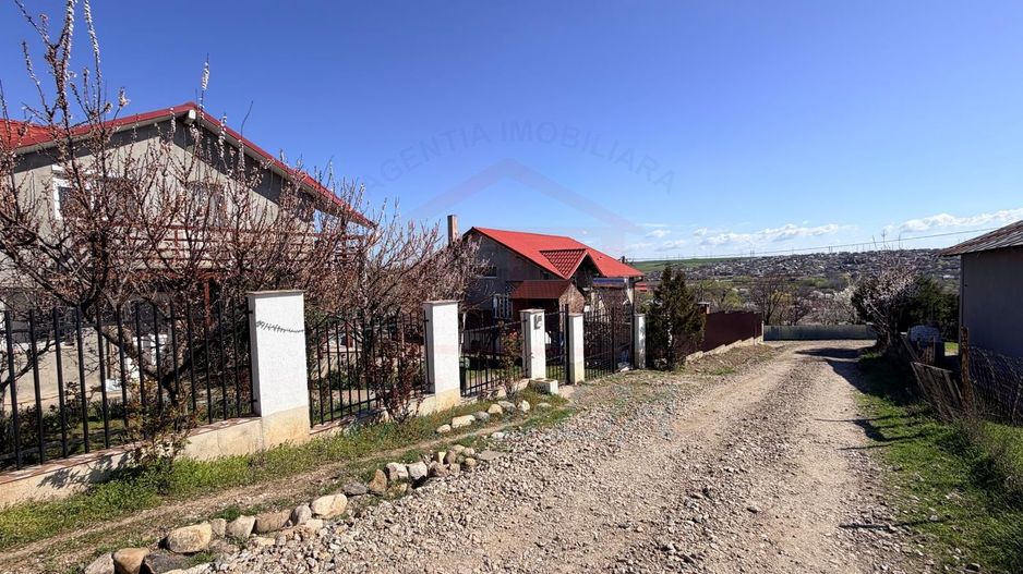 Vanzare casa P+M, Smardan( Galati ), la 2 minute de str.principala - Poză 23