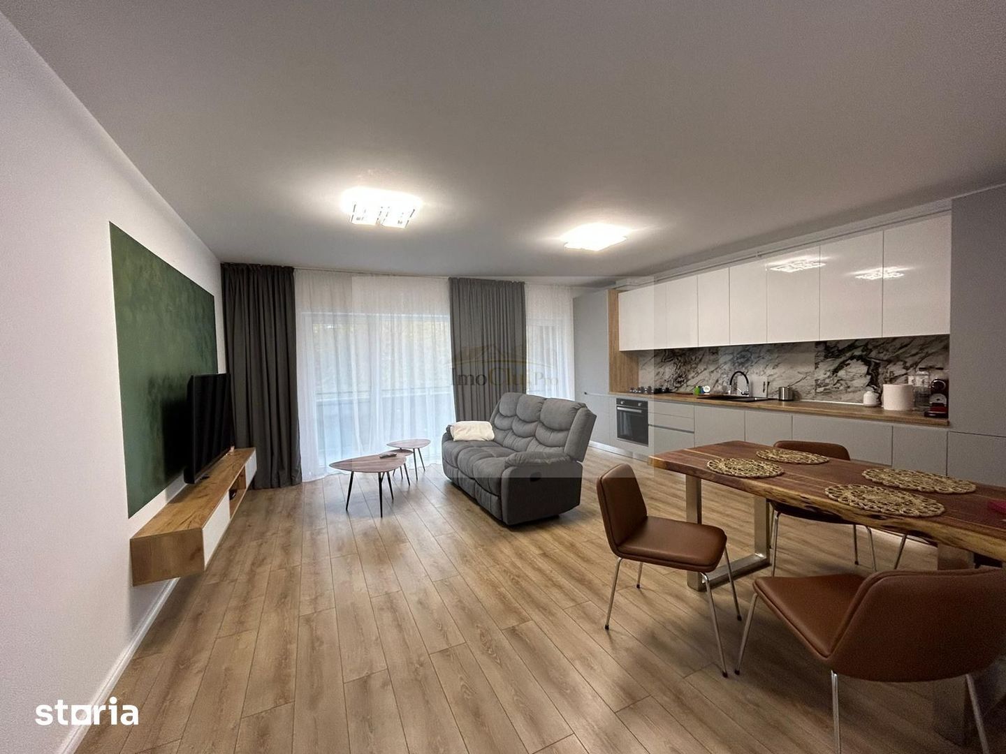 Inchirere apartament 2 camere-zona Terra-parcare-Floresti - Poză 1