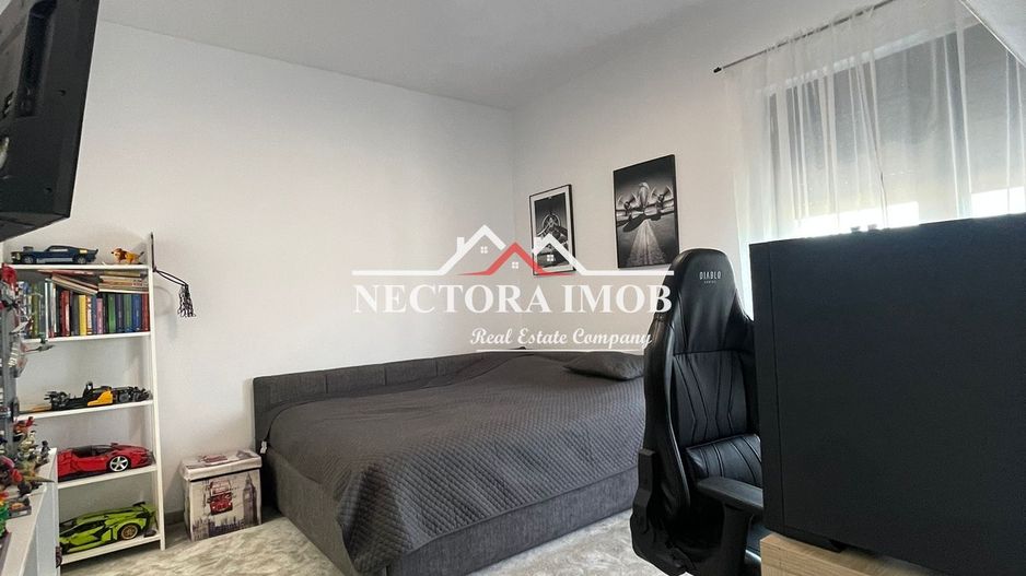 Casa PREMIUM Str. Apateului, 237mp + 504 mp teren, 6 camere, 2 bai - Poză 8