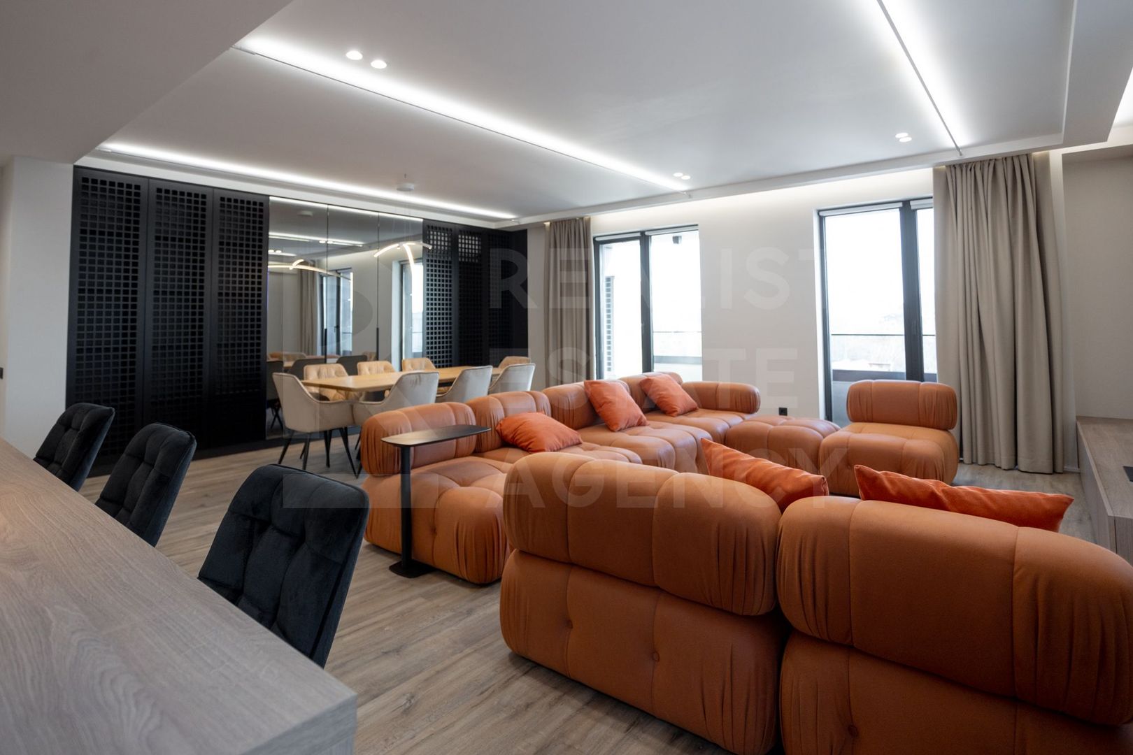 Vânzare, apartament, 2 odăi + living, str. Tricolorului, Centru - Poză 7