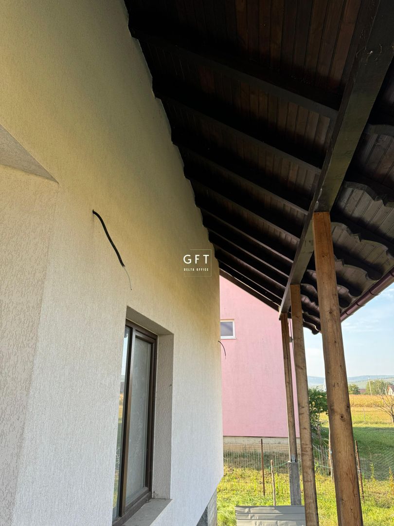 Casa de vanzare la Orheiul Bistritei si teren de 24 de ari - Poză 19