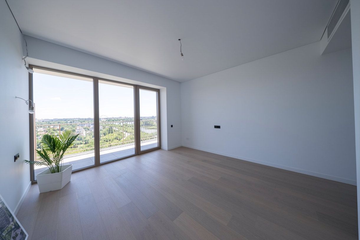 Apartament spatios 4 camere One High District - Poză 4