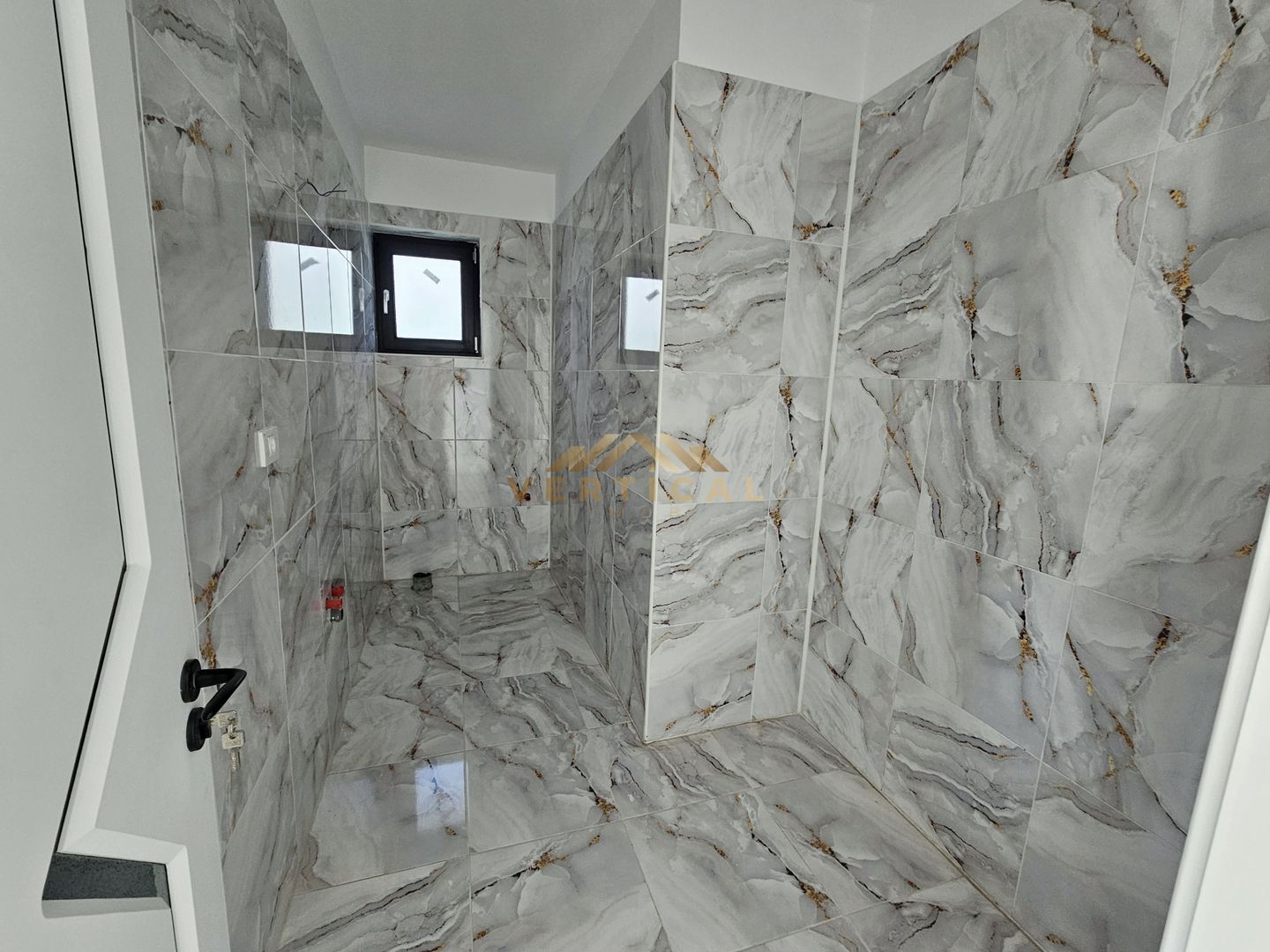 Casa parter cu 4 camere - comuna Berceni - Poză 17