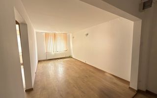 Apartament 4 camere central - Poză 1