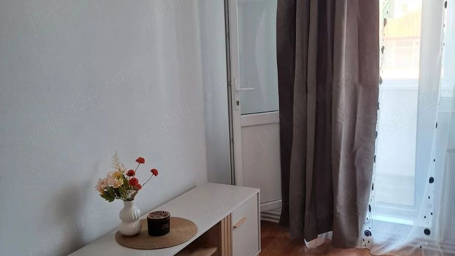 De inchiriat apartament cu 2 camere,  Ireg,  etajul 1, 400 euro - Poză 4