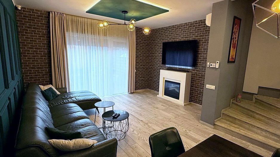 Duplex P+1+M mobilat, 127 mp, curte cu terasă, 3 parcări, Pipera - Voluntari - Poză 1