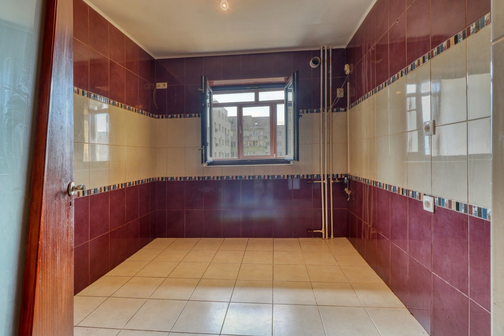 Oportunitate! Apartamanent de 3 camere- 70 mp, comision 0% - Poză 4