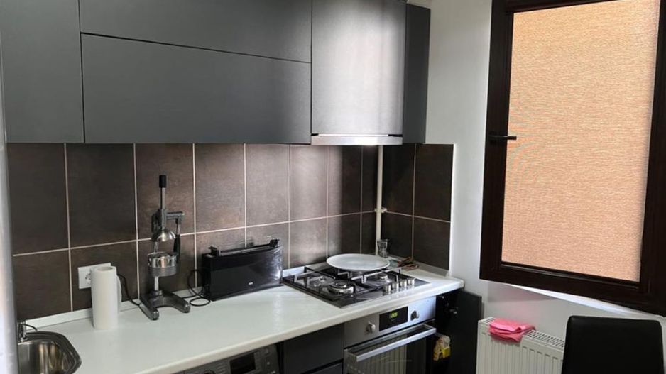 Vanzare Apartament 3 Camere la 1 Minut de Mall Vitan - Poză 1