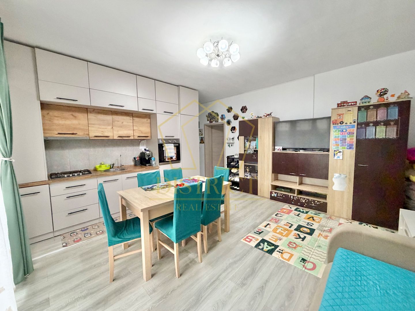 Apartament cu 2 camere mobilat la parter in Giroc, zona planetelor la asfalt. - Poză 4