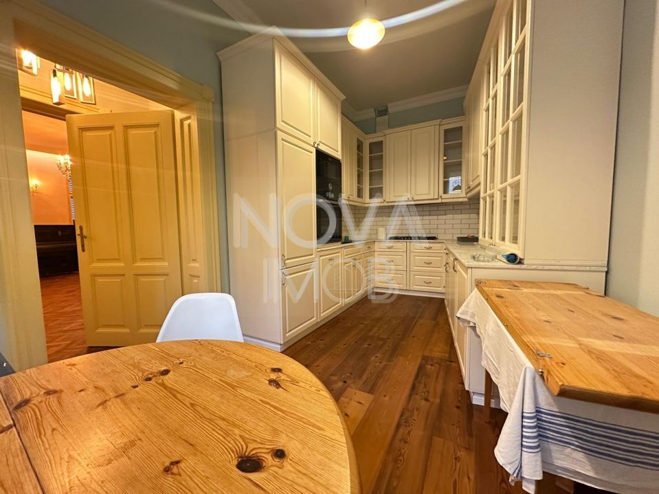 Apartament 4 camere ultracentral pentru inchiriat - Poză 13