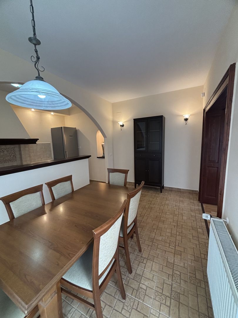 Vilă primitoare zona Modern - Poză 18