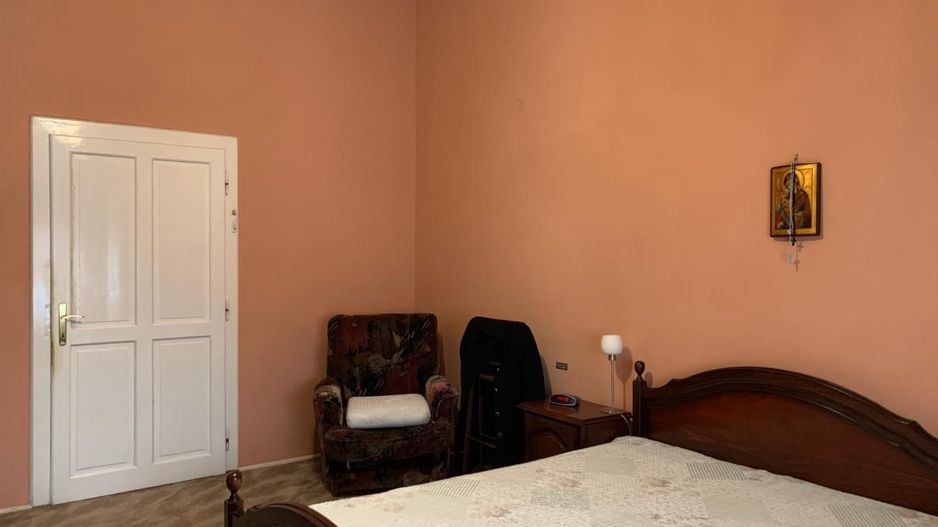 Casa versatila   P+E+M in zona  isorica Sinaia - Poză 5