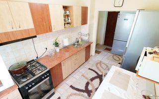 4 camere la 300m de Metrou Crangasi - Poză 9