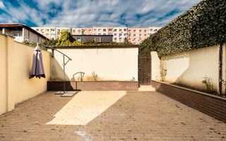 De inchiriat Vila cu 3 camere Crangasi - Poză 12