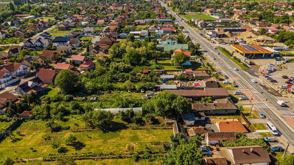 Casa cu teren 1.876 mp, la soseaua principala, vis-a-vis de Profi si Penny, Sag  - Poză 17