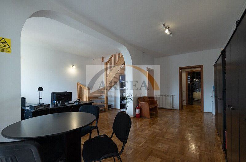 Vila cu 750 mp utili si teren de 1.480 mp in Erou Iancu Nicolae - Poză 28