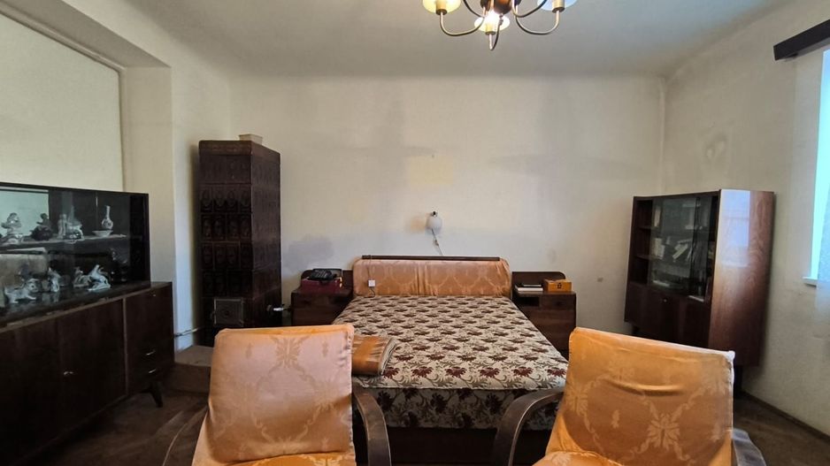 Apartament tip studio cu gradina Gruia strada Migdalului - Poză 2