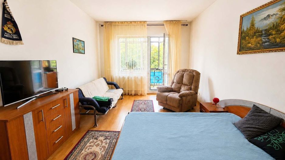 Apartament spatios Gruia-bloc nou! - Poză 2