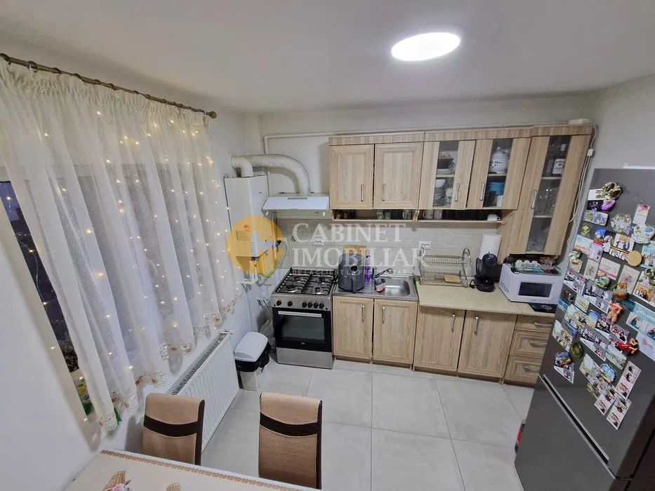 Cug - 2 Camere Decomandat + Loc De Parcare - Poză 8