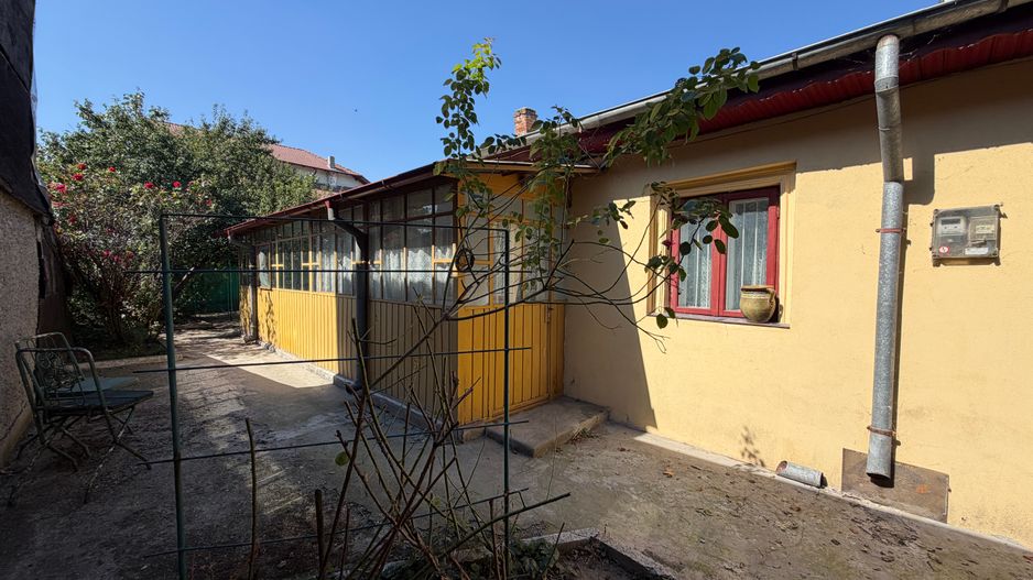 Casă cu teren 251 mp – zona Andronache, Strada Mențiunii - Poză 2