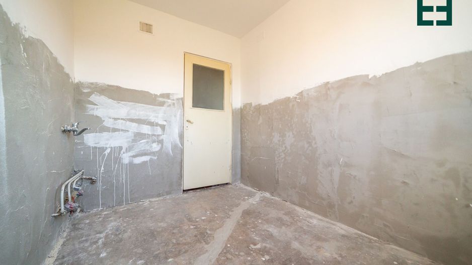 Apartament cu 3 camere etajul 4 - Cartierul A. Vlaicu - Arad - Poză 10