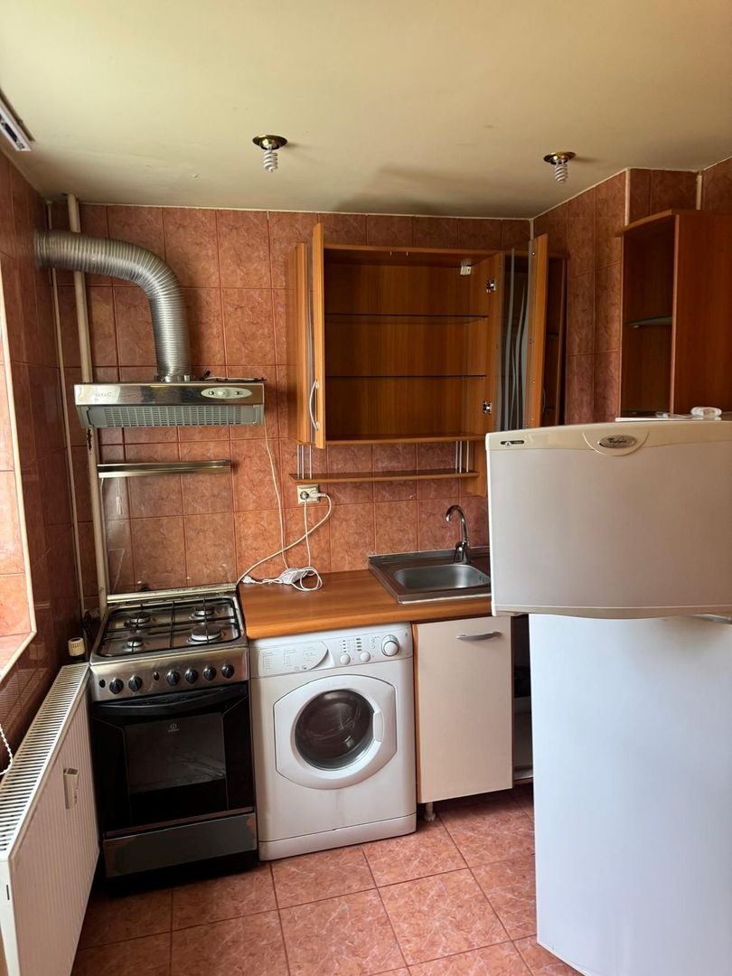 Garsoniera zona Basarabiei - str. Bucovina - Poză 4