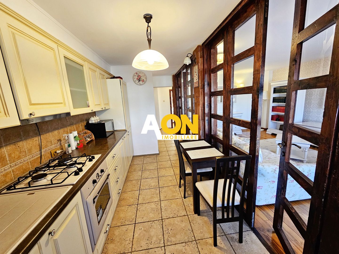 Apartament 3 camere,  mobilat, utilat,75 mp utili, et. 3, ultracentral - Poză 6