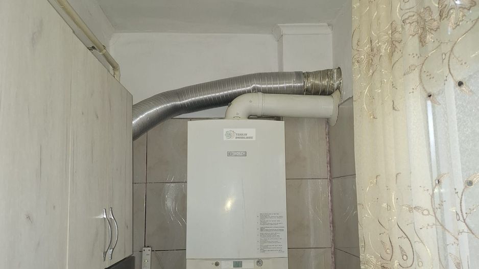 Apartament 3 camere,etaj 3/3,  renovat,65000 euro neg, Policlinica 2 - Poză 8