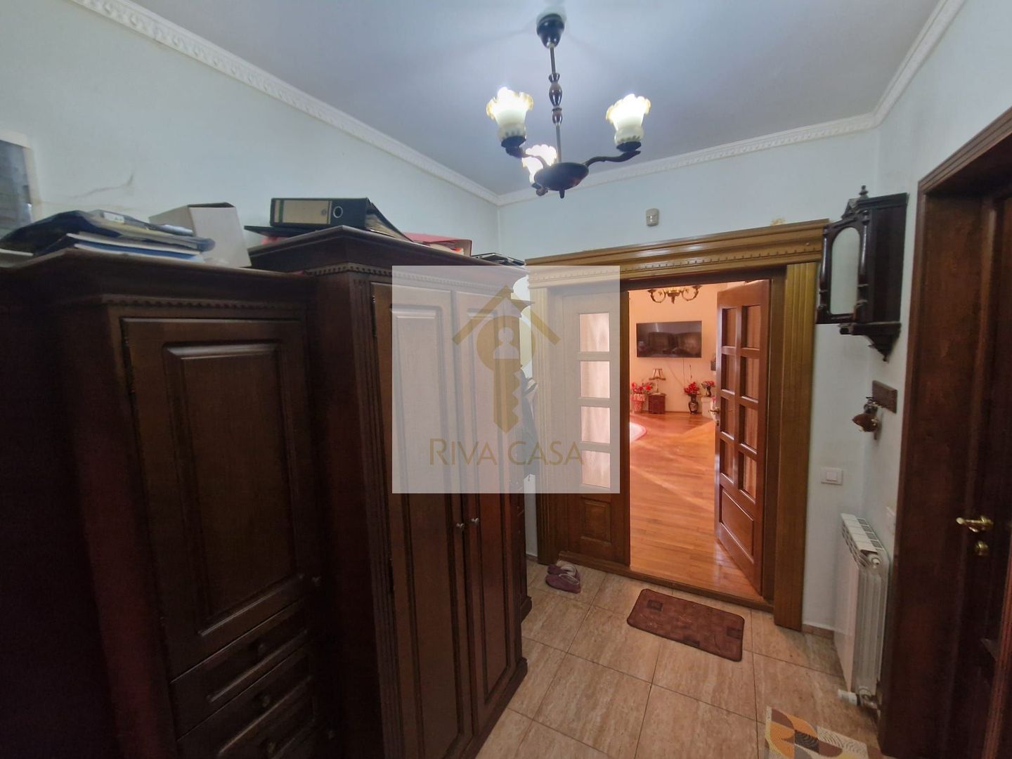 De vânzare: Vilă unică, vintage-modernă, zonă Grigorescu Oradea. - Poză 3