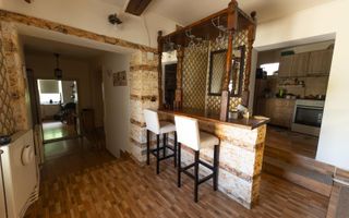 Casa 4 camere, 1968mp teren, Limba - Poză 7