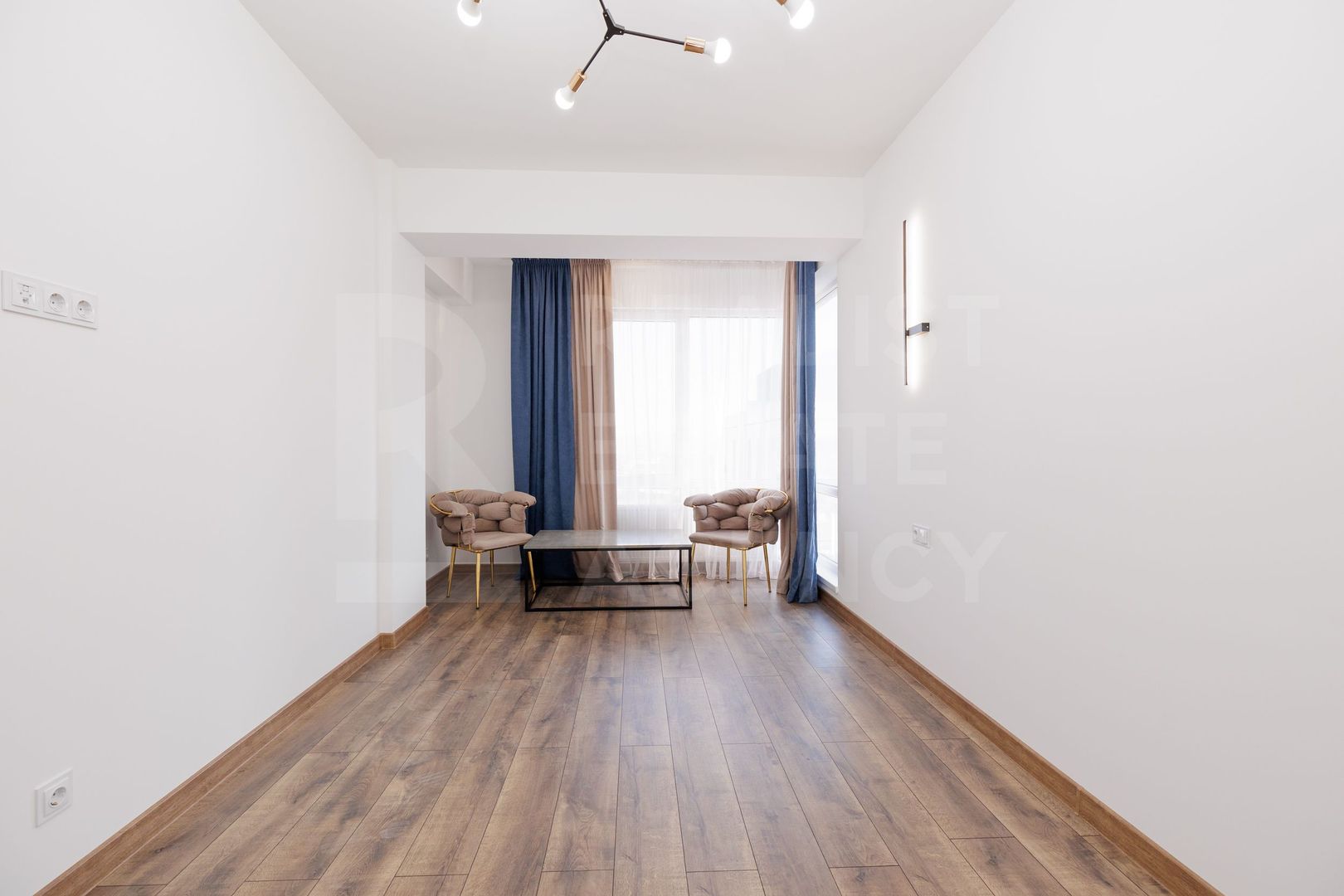 Vânzare, apartament, 2 camere,  str. Calea Ieșilor, Sculeni. - Poză 5