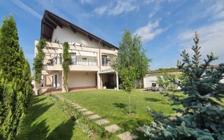 Vila Individuala cu 8 camere si gradina, in Selimbar - Poză 1