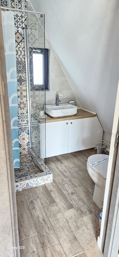 Complex din casa noua si 3 cabane, piscina încalzita 6600 mp teren - Poză 2