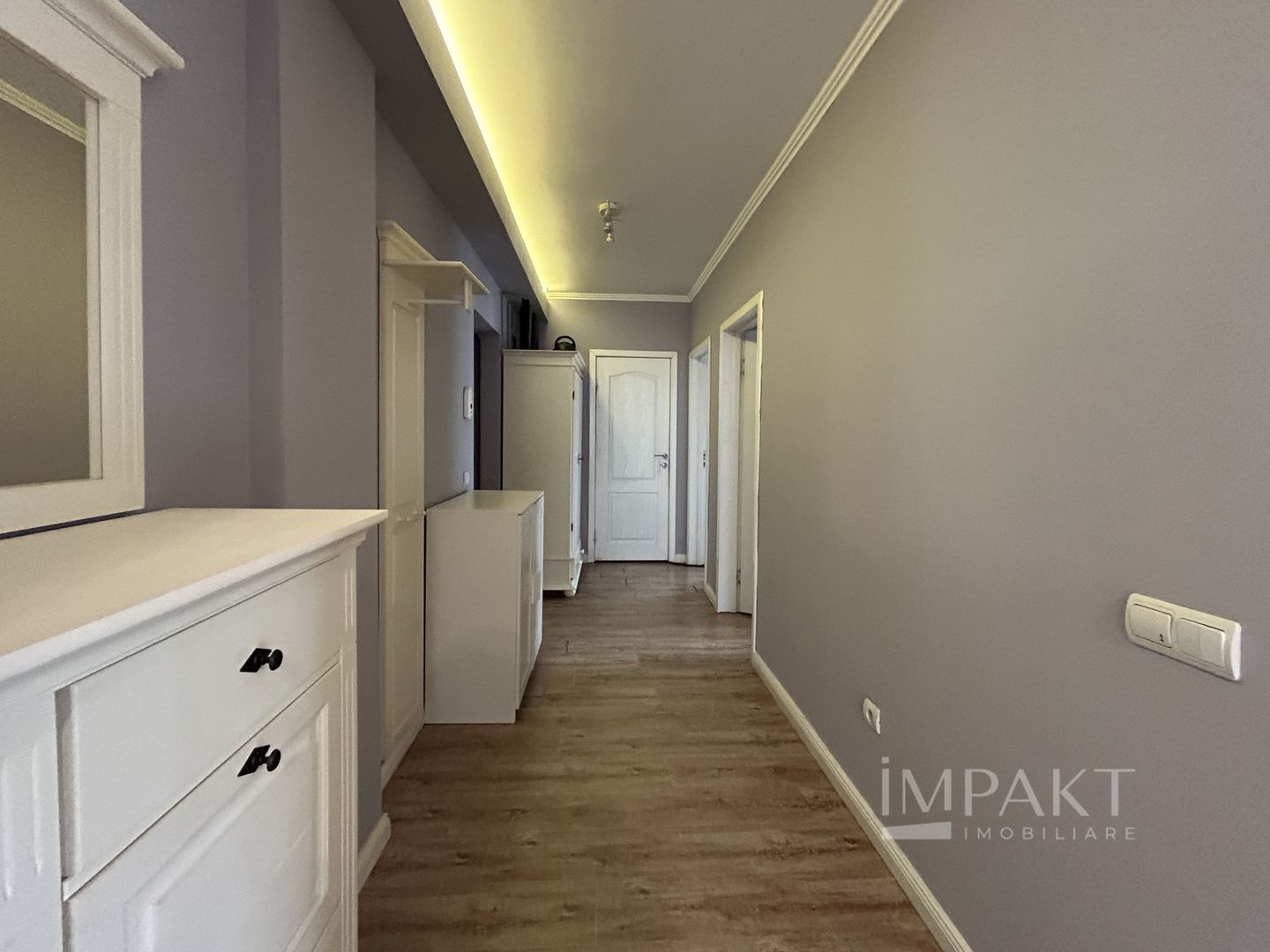 Apartament deosebit cu 3 camere si terasa de 120 mp, Calea Turzii - Poză 8