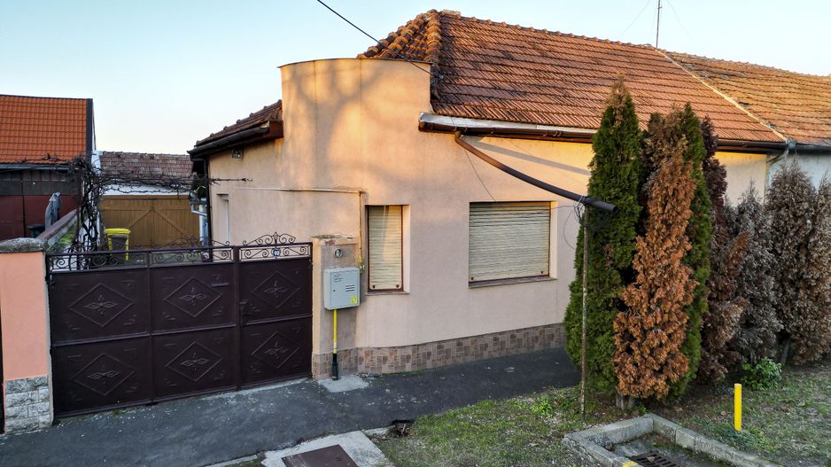 Casă cochetă de vânzare cu 3 camere în zona Gai - Poză 21