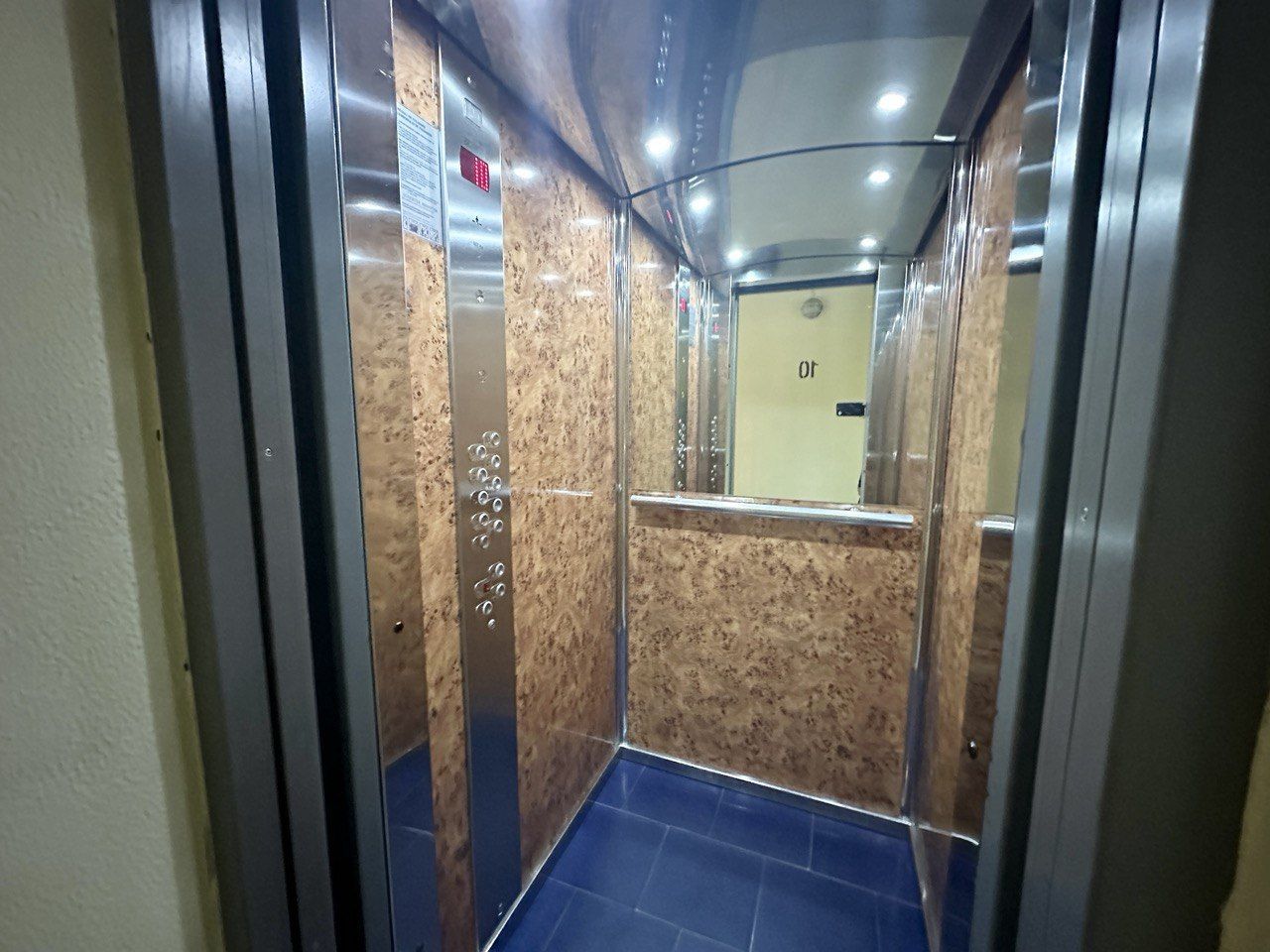 Vând Apartament cu 4 camere100 м². Poșta Veche. - Poză 19