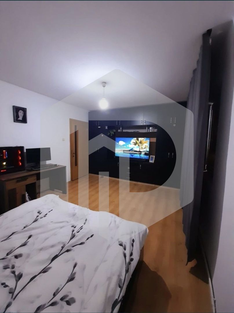Apartament 3 camere Strand- Etaj 1/Decomandat+balcon+pivnita - Poză 4
