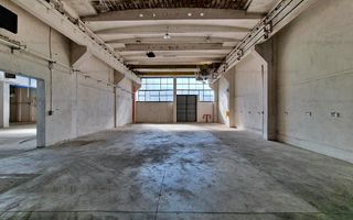 Hala De Inchiriat, zona Depozitelor Pitesti - Poză 4