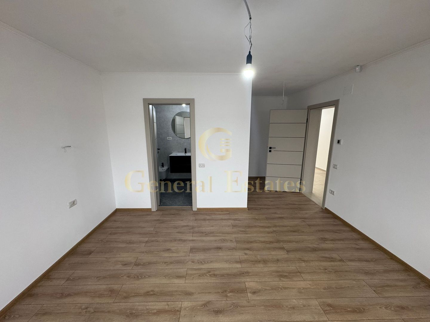 Casă NOUĂ pe Parter – 3 dormitoare, teren 500 mp, Cartier Izvor - Poză 2