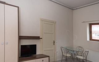 De Inchiriat | 2 Camere | Piata Victoriei - Centrala Proprie | Etaj 3 - Poză 5