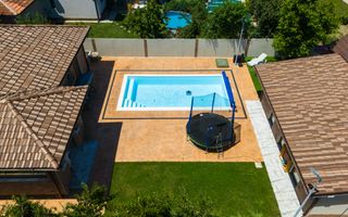 Casa pe parter premium cu piscina in Chisoda independenta energetic - Poză 22