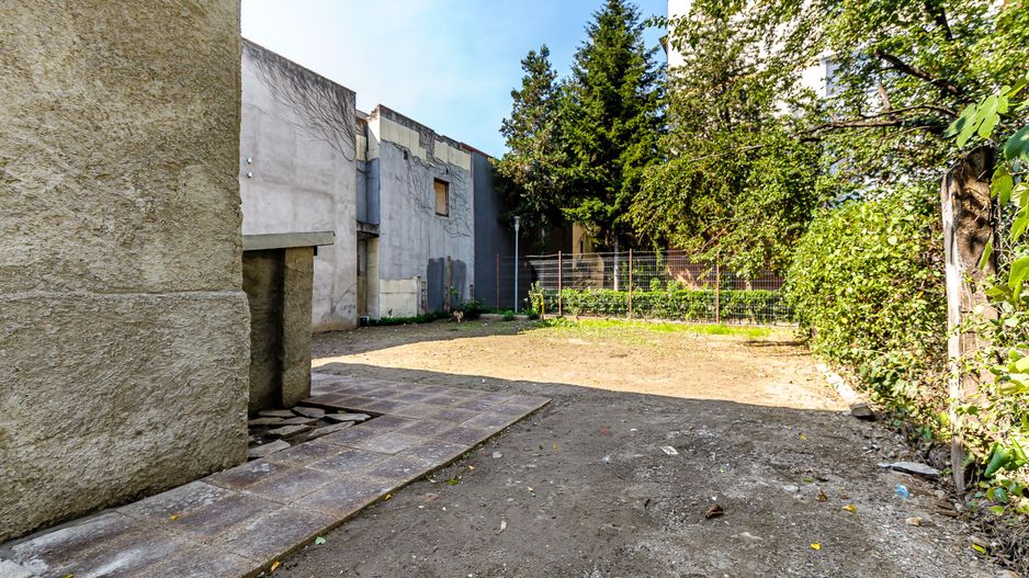 Casă nefinalizată în centrul Aradului, strada M. Scaevola - Poză 3