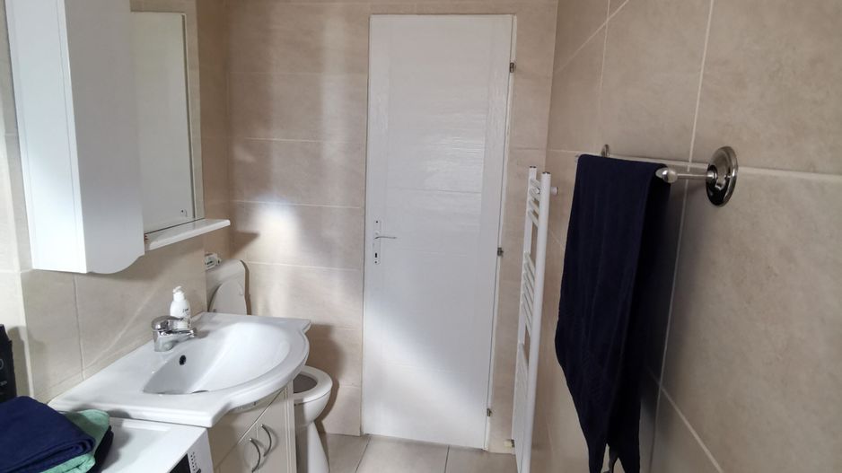 Apartament cu 2 camere de vânzare in Cetate - Poză 6