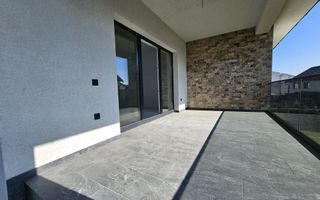 Casa Sibiu, intrare Selimbar, garaj, pivnita, curte mare - Poză 20