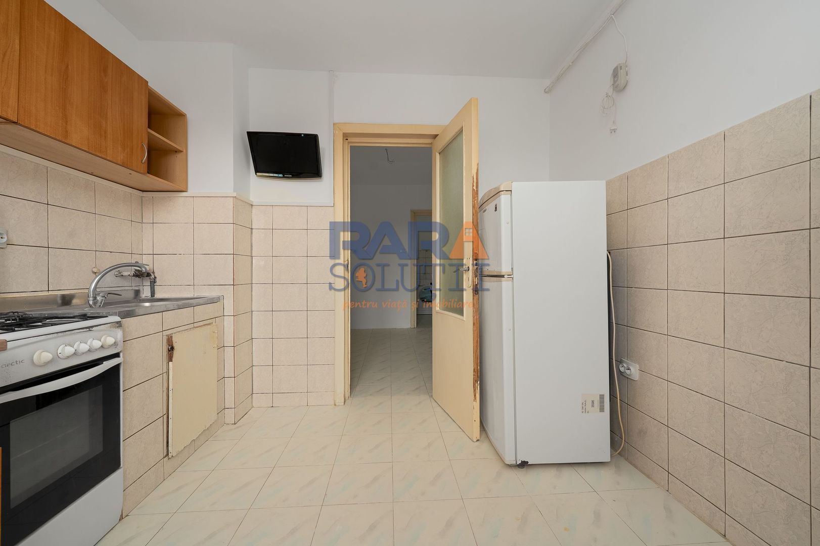 Apartament 3 camere + 2 băi IEFTIN: 700 €/mp - Poză 3