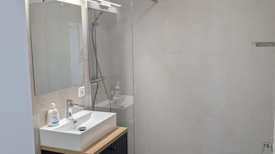 Apartament 3 camere, parcare subterana - Poză 7