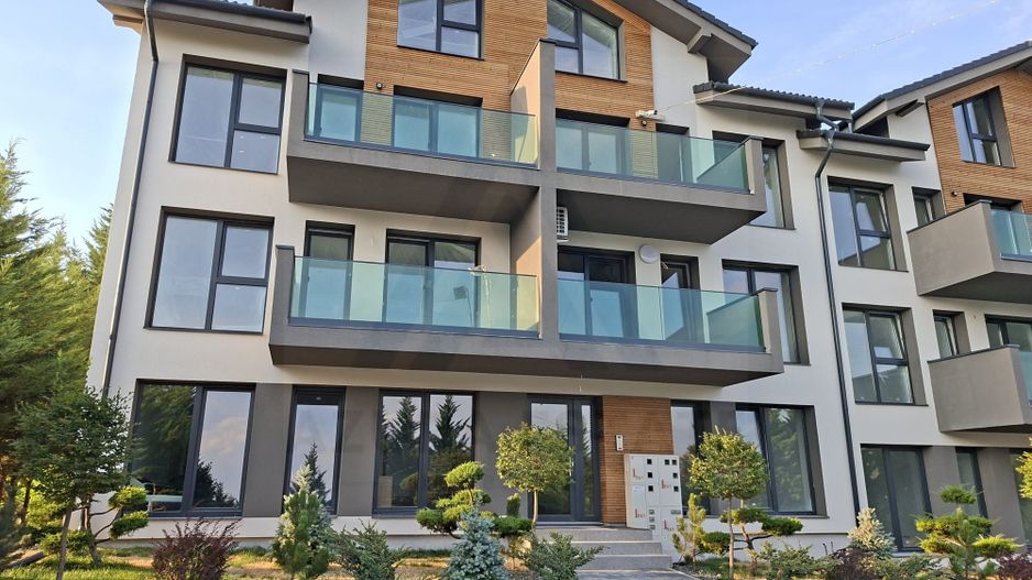 Apartament premium 49.7 mp utili 2 camere si curte 50 mp in Da Vinci - Poză 6