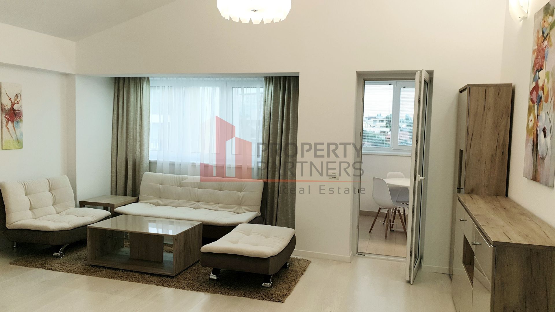Apartament 3 camere, nou, mobilat, modern - Poză 1