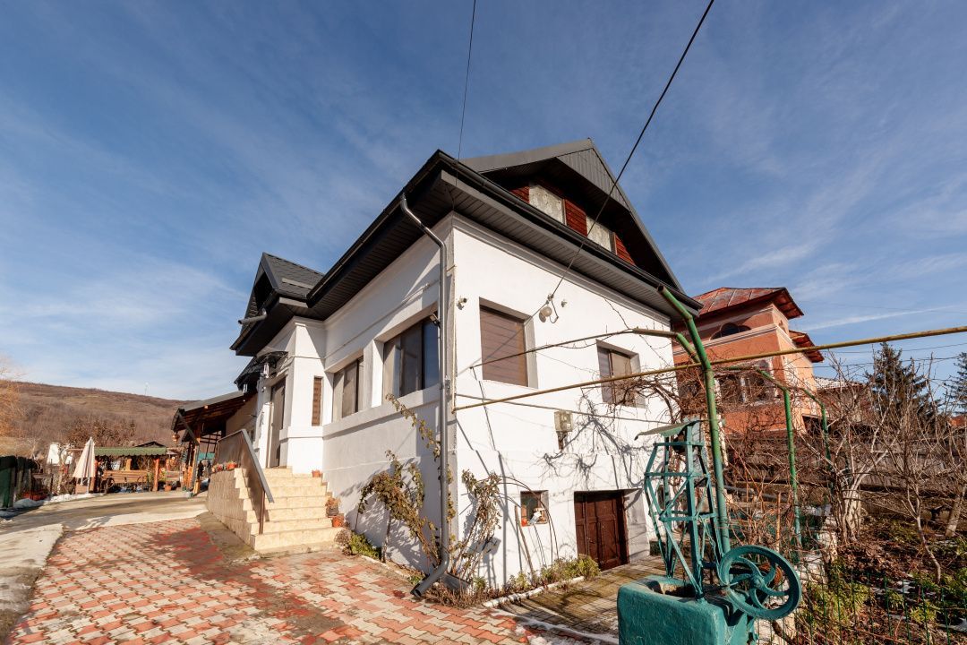 Casă Ștefănești – 1 km de Primărie | Curte mare, zonă liniștită - Poză 2